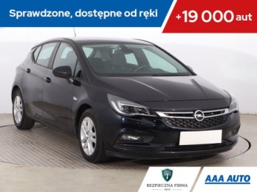 Opel Astra J GTC 1.6 CDTI Ecotec 110KM 2018 Opel Astra 1.6 CDTI, Salon Polska, Serwis ASO