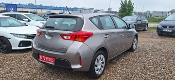 Toyota Auris II Hatchback 5d Dual VVT-i 100 99KM 2014 Toyota Auris climatronic ledy, zdjęcie 7