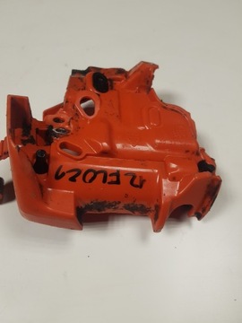 КРЫШКА ОСНОВАНИЯ КАРБЮРАТОРА HUSQVARNA 560XP 555 550 ИЛИ