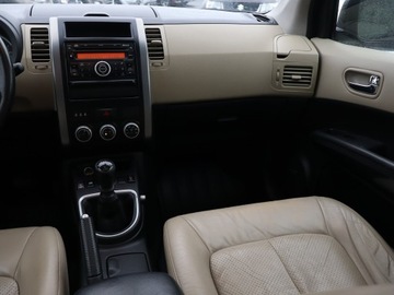 Nissan X-Trail II 2.0 dCi 173KM 2009 Nissan X-Trail 2.0 dCi, Salon Polska, 170 KM, zdjęcie 7