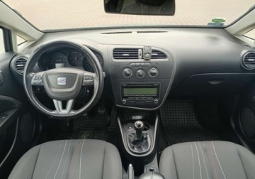 Seat Leon II 1.6 CR 105KM 2012 Seat Leon Zarejestrowany w Polsce - 1,6 - 105 KM 1.6 Diesel 105KM, zdjęcie 20