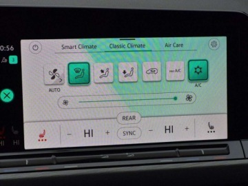 Volkswagen Golf VIII Variant 2.0 TDI 150KM 2021 Volkswagen Golf Variant Martwe poleVirtualFaktura23 Masaz fotela kierowcy, zdjęcie 19