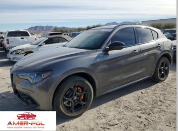 Alfa Romeo Stelvio SUV Facelifting 2023 2.0 GME Turbo 280KM 2024 Alfa Romeo Stelvio 2024 ALFA ROMEO STELVIO TI 2.0 Benzyna 280KM