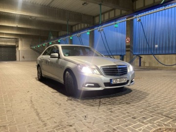 Mercedes Klasa E W212 Limuzyna 350 CDI BlueEFFICIENCY 231KM 2009 Mercedes W212 E350 CDI Bluetec 7G 2009r Bogate wyposażenie!, zdjęcie 1