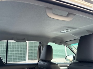 Toyota Hilux VIII Podwójna kabina Facelifting 2.8 D-4D 204KM 2021 TOYOTA HILUX 2.8 D-4D Double Cab SR5+ 4x4, zdjęcie 20