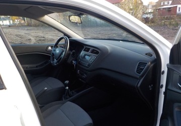 Hyundai i20 II Hatchback 5d Facelifting KAPPA 1.2 MPI 75KM 2019 Hyundai i20 Okazja 1.2 Benzyna 75KM, zdjęcie 11