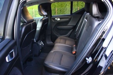 Volvo XC40 Crossover 2.0 D3 150KM 2019 Volvo XC 40 D3 150KM Panorama dachKamery 360NaviAlu 19 caliLadne Auto FV23, zdjęcie 31