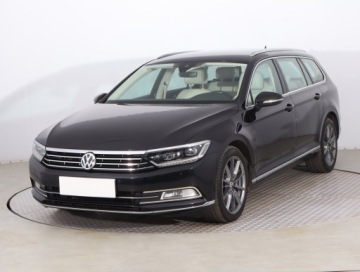 Volkswagen Passat B8 Variant 2.0 TDI BlueMotion SCR 190KM 2016 VW Passat 2.0 TDI, Salon Polska, 187 KM, Automat, zdjęcie 1