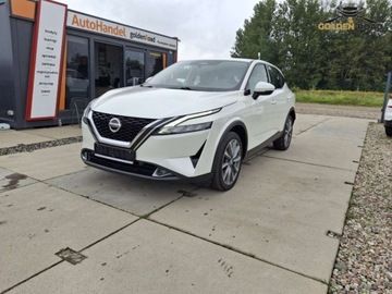 Nissan Qashqai III Crossover 1.3 DIG-T MHEV 140KM 2022 Nissan Qashqai 1,3 turbo 140KM klima kamera 360 navi alu perla oplacona