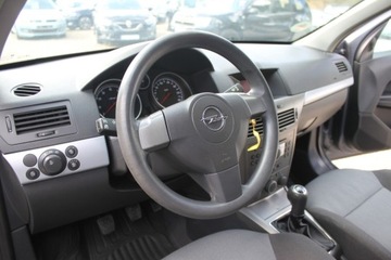 Opel Astra H Kombi 1.4 TWINPORT ecoFLEX 90KM 2005 Opel Astra Opel Astra H Udokumentowany Stan Licznika Wzorowy Stan Tech.WAR, zdjęcie 11