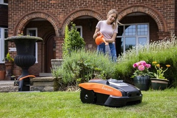 РОБОТ-КОСИЛКА YARD FORCE COMPACT 280R 16 СМ