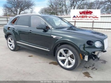 Bentley Bentayga 2022 Bentley Bentayga SV8, 2022r., 4x4, 4.0L