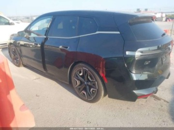 BMW iX SUV M 105 kWh 619KM 2024 BMW iX M60 2024 Elektryczny 619KM, zdjęcie 3