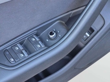 Audi A4 B9 Limousine Facelifting 2.0 35 TFSI 150KM 2020 Audi A4 Limousine Salon PolskaFaktura VAT Po duzym serwisie Full LED, zdjęcie 9