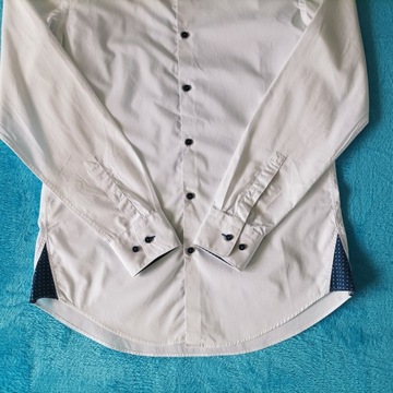 Размер мужской рубашки Hugo Boss Slim Fit 39 (М/Л) * как новый *