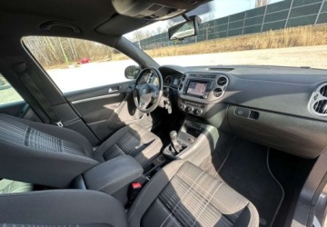 Volkswagen Tiguan I SUV Facelifting 2.0 TDI BlueMotion Technology 150KM 2016 Volkswagen Tiguan Volkswagen Tiguan 2.0 TDI SCR 4MOTION BlueMotion Technol, zdjęcie 29