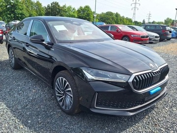 Skoda Superb IV 2025 SKODA Superb L&amp;K 2.0 TDI DSG 4x4 Sedan 193KM 2025, zdjęcie 2
