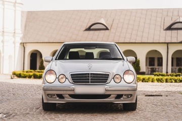 Mercedes Klasa E W210 Sedan 2.8 204KM 2001 MERCEDES-BENZ W210 E280 ELEGANCE | 2001 | 2.8 Benzyna | 83 000 km, zdjęcie 1