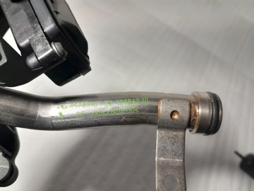 BMW G01 G02 G05 G06 G07 G20 G30 B57 30D 40D PŘÍVOD KAPALINY TRUBKA EGR 8598310