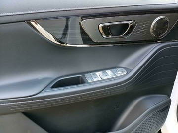 Omoda 5 1.6 T-GDI 147KM 2025 Omoda 5 Comfort Khaki White 2025, zdjęcie 17