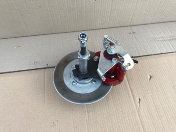 LIGIER JS50 TYŁ ŁOŻYSKO PIASTA TARCZA DOCISK IGŁA