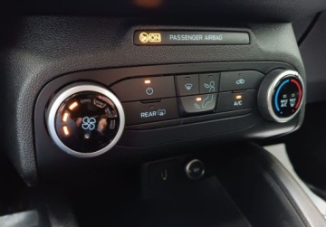 Ford Focus III Sedan Facelifting 1.5 TDCi 95KM 2018 Ford Focus 1.5 EcoBlue 95KM Trend SalonPL SerwsASO FV23 Gwarancja 1.5 95KM, zdjęcie 17