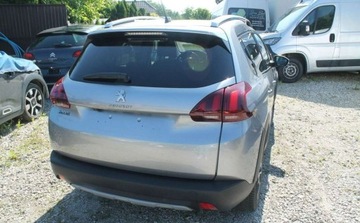 Peugeot 2008 I SUV Facelifting 1.2 PureTech 110KM 2018 Peugeot 2008 1.2 Benzyna 110KM, zdjęcie 4