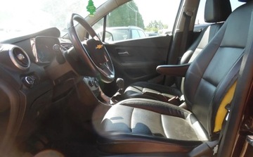 Chevrolet Trax 1.7D 130KM 2013 Chevrolet Trax 102013r 1.7 Diesel, Uszkodzony lewy przod, Jezdzi. 1.7, zdjęcie 6