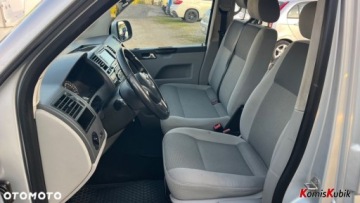 Volkswagen Caravelle T5 Caravelle Facelifting długi rozstaw osi 2.0 TDI 102KM 2010 Volkswagen Caravelle Pisemna gwarancja Volkswagen Caravelle 9 osob 2.0, zdjęcie 12