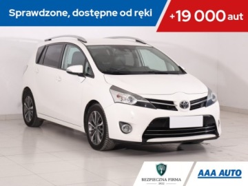 Toyota Verso Minivan Facelifting 1.8 Valvematic 147KM 2016 Toyota Verso 1.8 Valvematic, Salon Polska, GAZ