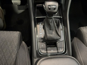 Skoda Karoq Crossover Facelifting 2.0 TDI SCR 150KM 2022 Škoda Karoq Skoda Karoq 1.5 TDI SCR 4X4 Style DSG, zdjęcie 16