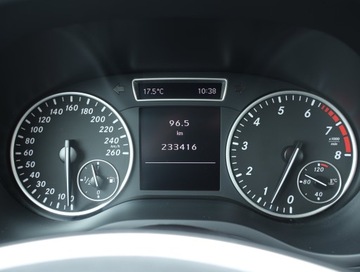 Mercedes Klasa B W246 Sports Tourer 180 BlueEFFICIENCY 122KM 2014 Mercedes B B 180, Navi, Klima, Parktronic, zdjęcie 10