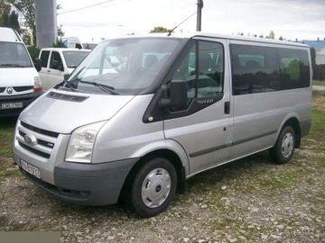 Ford Transit VI Kombi SWB 2.2 Duratorq TDCi 115KM 2010 Ford Transit 2.2d 116KM 2010r 9 osobowy Doinwestowany! Śliczny