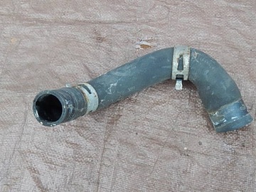 TRUBKA PŘÍVOD VODY SUZUKI IGNIS II 1.3,1.5 03-08 SUBARU JE III G3X