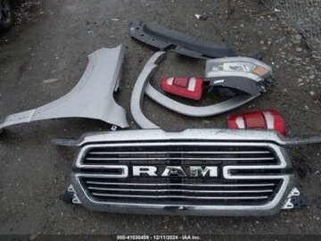 Dodge Ram V 2019 Dodge RAM 2019 Ram 1500 Laramie 4x4 Crew Cab 57 Box 3.6 Benzyna 305KM, zdjęcie 10