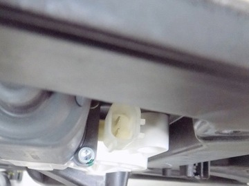 DODGE AVENGER 2007-2015 ZVEDÁK OKNO LEVÝ ZADNÍ