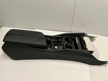 Bmw G30 G31 Tunel Środkowy Ladowarka Podlokietnik