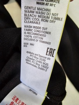 M&S męski sweter czarny cienki napis okrągły dekolt M