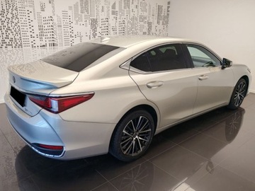 Lexus ES VII (XV70) Sedan Facelifting 300h 218KM 2025 Od ręki - 300h Business Edition 2.5 E-CVT 218KM | Podgrzewane fotele!, zdjęcie 4