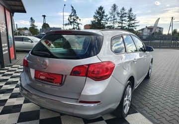 Opel Astra J Sports Tourer Facelifting 1.4 Turbo ECOTEC 140KM 2015 Opel Astra Opel Astra J Sport Tourer 1.4BenzLPG 1.4 BenzynaLPG 140KM, zdjęcie 4