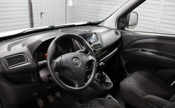Opel Combo D Van L1 1.3 CDTI ecoFLEX 90KM 2016 Opel Combo Klimatyzacja , El szyby , Komputer ..., zdjęcie 4