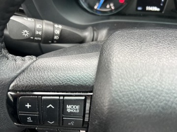 Toyota Hilux VIII Podwójna kabina Facelifting 2.8 D-4D 204KM 2023 Toyota Hilux 2.8 D-4D Double Cab Invincible 4x4 To, zdjęcie 20