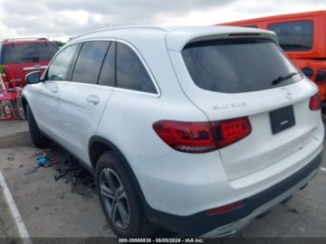 Mercedes GLC C253 2021 Mercedes-Benz GLC 2021 Mercedes-Benz GLC GLC 300 SUV 2.0 Benzyna 255KM, zdjęcie 2