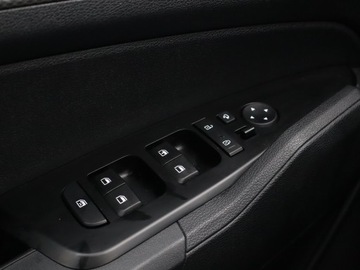 Kia Sportage V SUV 1.6 T-GDI 150KM 2023 Kia Sportage 1.6 T-GDI, Salon Polska, zdjęcie 18