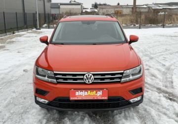 Volkswagen Tiguan II 2019 Volkswagen Tiguan 4x4 Tiguan 2.0 TSI 180 KM 2019r 135.000 km Warszawa, zdjęcie 11