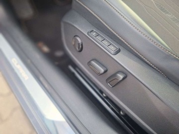 Cupra Formentor Crossover PHEV 1.4 e-HYBRID 204KM 2023 Cupra Formentor ASO 1.4hyb 204KM gwar.bezwypadkowy pakiety FullLink panora, zdjęcie 13