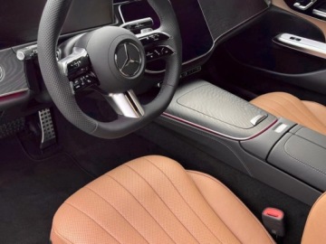 Mercedes Klasa E W214 Sedan 2.0 200 204KM 2026 200 4M Pakiet wyposażenia AMG Advanced Plus + Pakiet Night + Panorama, zdjęcie 5