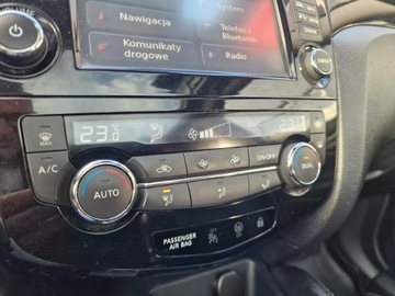 Nissan Qashqai II Crossover 1.2 DIG-T 115KM 2014 Nissan Qashqai Benzyna Tekna Navigacja Panorama, zdjęcie 29