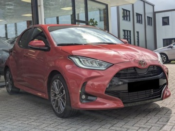 Toyota Yaris IV Hatchback Facelifting 1.5 Hybrid Dynamic Force 116KM 2026 Szybki odbiór - Style 1.5 Hybrid 116KM | Podgrzewane fotele!, zdjęcie 2