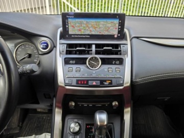 Lexus NX I SUV Facelifting 300h 197KM 2021 Lexus NX300h 2.5l hybryda 197KM Salon PL 1 Wł Niski przebieg: 53,649km, zdjęcie 11